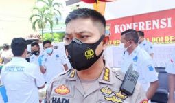 Bripka RHL Oknum Polisi Pencabul Istri Tahanan Polsek Kutalimbaru Dipecat - JPNN.com