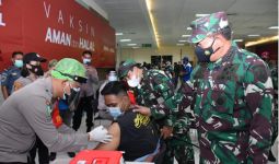 Gelar Vaksinasi Massal, TNI AL Menyasar Area Pelabuhan - JPNN.com