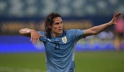 Lihat Lagi Gol Cavani yang Memastikan Uruguay Lolos ke Delapan Besar Copa America 2021 - JPNN.com