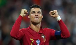 Pecahkan Rekor Gol Milik Ali Daei, Begini Ungkapan Bangga Cristiano Ronaldo - JPNN.com