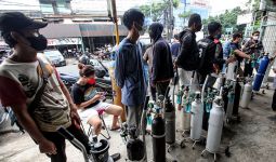Jokowi Perintahkan Menkes Tingkatkan Ketersediaan Tabung Gas Oksigen - JPNN.com