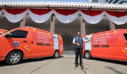 Gubernur Anies Baswedan Operasikan 16 Unit Mobil Vaksinasi Keliling - JPNN.com