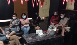 Karaoke Susana Surabaya Digerebek, Lihat Penampakan Para LC, kok Lesu Mbak? - JPNN.com