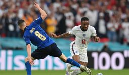 Roy Keane Semprot Sterling dan Grealish Usai Inggris Gagal Juara EURO 2020, Begini Katanya - JPNN.com