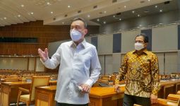 Sertifikat Vaksin Jokowi Beredar di Medsos, Dasco: Banyak Keluhan - JPNN.com