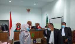 Perkara Ijazah Palsu, Rini Pratiwi Dituntut 1 Tahun Penjara  - JPNN.com