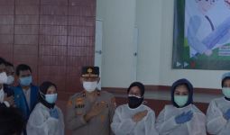 BEM Nusantara Bersinergi dengan DPR & Polri Lakukan Vaksinasi Massal - JPNN.com