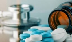 Ini 5 Cara dan Posisi Minum Obat yang Benar - JPNN.com