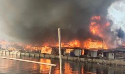 Kebakaran Besar Hanguskan Ratusan Rumah di Penjaringan, Sudah 3 Jam Lebih Belum Padam - JPNN.com