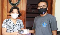Komunitas Peopletalkpeople Bagikan 2.500 Masker Kepada Warga DKI di Hari Iduladha - JPNN.com