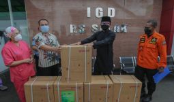 Mendistribusikan Bantuan dari Luhut Pandjaitan, Bima Arya: Insyaallah akan Ada Tambahan Lagi - JPNN.com