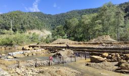 KLHK Haltim Sebut Sedimentasi di Pantai Moronopo Sudah Berlangsung Lama - JPNN.com