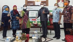 CropLife Indonesia Donasi Tabung Oksigen untuk Saudara Sebangsa - JPNN.com