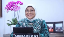 Menaker Ida Fauziyah Targetkan Vaksinasi Covid-19 Mencapai 70 Persen - JPNN.com