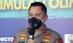 Irjen Fadil Mengapresiasi Masyarakat Jakarta tidak Termakan Hoaks Ajakan Demo - JPNN.com