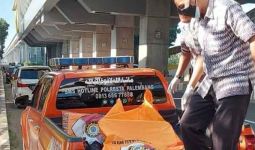 Tercium Bau Menyengat di Bawah Stasiun LRT, 2 Petugas KAI Mencari Tahu, Astaga! - JPNN.com