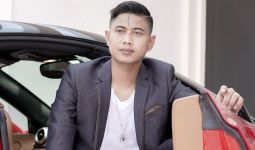 Berkat Bisnis Kosmetik, Alit Purnawan Kini Tajir Melintir - JPNN.com