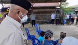 Usai Mengumandangkan Azan di Makam Ibunda, Arga Dapat Panggilan Video Presiden Jokowi - JPNN.com