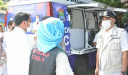 Mobil Vaksinasi Keliling Pemkab Tangerang Layani Warga hingga RT/RW - JPNN.com