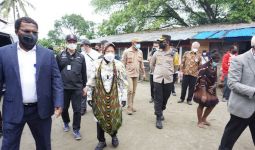 Sapa Warga Papua, Mensos Risma Tekankan Pentingnya Membangun Kualitas SDM - JPNN.com