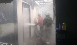 Kebakaran Hanguskan Bank BRI di Jatinegara, Sebegini Kerugiannya - JPNN.com