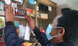 Bea Cukai Bergerak ke Toko Rokok Eceran Menyosialisasikan Ketentuan Perundang-undangan - JPNN.com