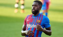 Samuel Umtiti Ngambek dengan Fan Barcelona, Kenapa ya? - JPNN.com