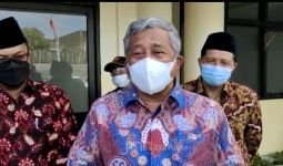 M Nuh Jelaskan Alasan Ketum MUI Kiai Miftachul Akhyar Dirujuk ke Surabaya, Mohon Doanya - JPNN.com