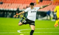 Barcelona Masih Mencari Pengganti Messi, Bintang Valencia Jadi Sasaran - JPNN.com
