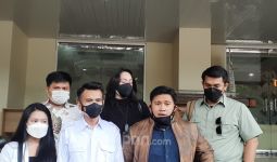 Jerinx SID Akhirnya Divaksin, Adam Deni Berkomentar Begini - JPNN.com