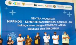 Menko Airlangga: Sentra Vaksinasi Harus Disiplin Terapkan Protokol Kesehatan - JPNN.com