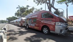 Polrestabes Surabaya Meluncurkan 24 Mobil untuk Percepatan Vaksinasi - JPNN.com