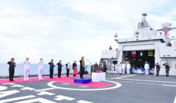 TNI AL Gelar Upacara HUT Ke-76 RI di Tapal Batas Perairan Ambalat - JPNN.com
