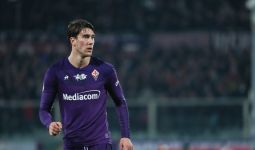 Selangkah Lagi Khianati Fiorentina, Dusan Vlahovic Mendapat Kecaman dari Ultras - JPNN.com