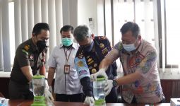 Sinergi Bea Cukai dan BNNP Kalimantan Selatan Musnahkan Ratusan Gram Narkotika - JPNN.com