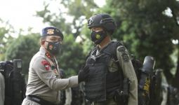 Lepas Keberangkatan Brimob ke Papua, Irjen Panca: Jaga Nama Baik Satuan - JPNN.com