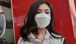 Jonathan Frizzy & Ririn Dwi Ariyanti Dikabarkan Sudah Nikah Siri, Dhena Devanka: Aduh - JPNN.com