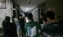 9 Pasangan Bukan Muhrim Kaget saat Pintu Kamar Penginapan Digedor Polisi - JPNN.com