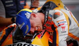 Repsol Honda Terseok-seok di MotoGP 2022, Espargaro Beberkan Kelemahan Tim - JPNN.com