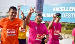 Ikut Lomba Lari 10 Kilometer, Hasto: Olahraga Mengajarkan Bertarung secara Adil - JPNN.com