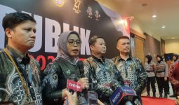 Melanggar Kode Etik, Ketua KPU Jabar Ummi Wahyuni Diberhentikan - JPNN.com