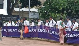 Massa Dosen ASN Kemdiktisaintek Tertahan di Patung Kuda, Tuntutannya Hanya Dua  - JPNN.com