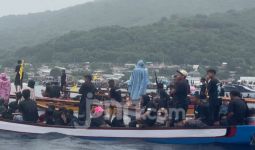 Semana Santa: Syahdu dan Sakral Prosesi Laut Menghantar Tuan Meninu - JPNN.com