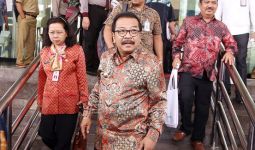 Di Luar Negeri, Pakde Karwo Tetap Kawal Kemenangan Khofifah - JPNN.com