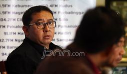 Fadli Zon Bela Prabowo Dari Sindiran Politikus PKS - JPNN.com