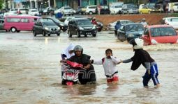 BNPB: Banjir Tiba di Manggarai Pukul 1.20 WIB Nanti - JPNN.com