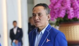 Andi Arief Sebut Bupati Abdul Gafur Memang Perhatian dengan DPP Demokrat - JPNN.com