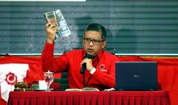Hasto PDIP Ungkap Borok Nusantara Bersatu, Jokowi untuk Indonesia atau Sukarelawan Saja? - JPNN.com