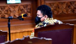 Eksepsi Ditolak Jaksa, Ferdy Sambo Masih Terancam Hukuman Mati, Lihat Tangannya - JPNN.com