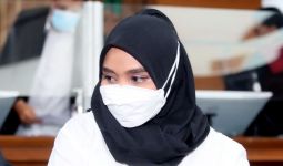 Mengapa Susi ART Keluarga Ferdy Sambo Beri Kesaksian Berbelit soal Putri Diangkat dari Sofa? - JPNN.com